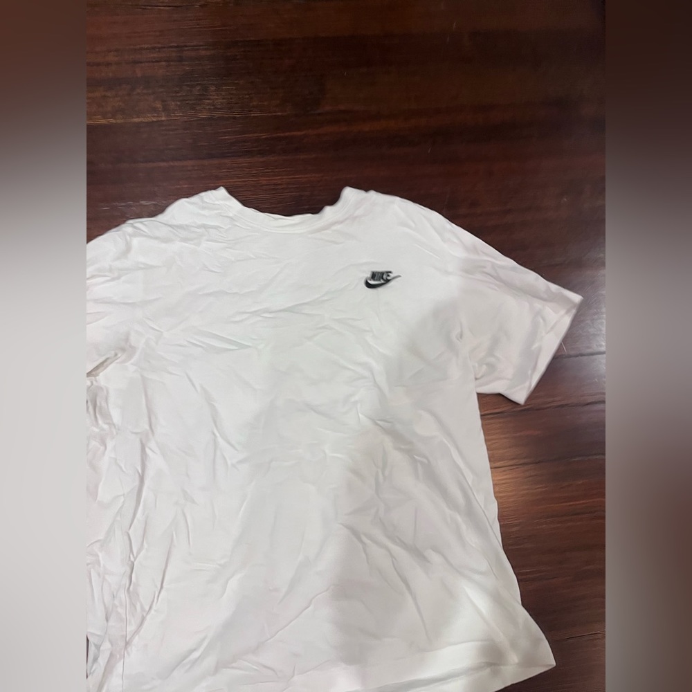 the nike tee white cotton tee t-shirt mens medium